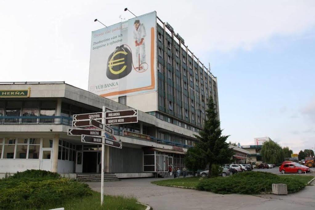 Apartman Saris Prešov Exteriör bild